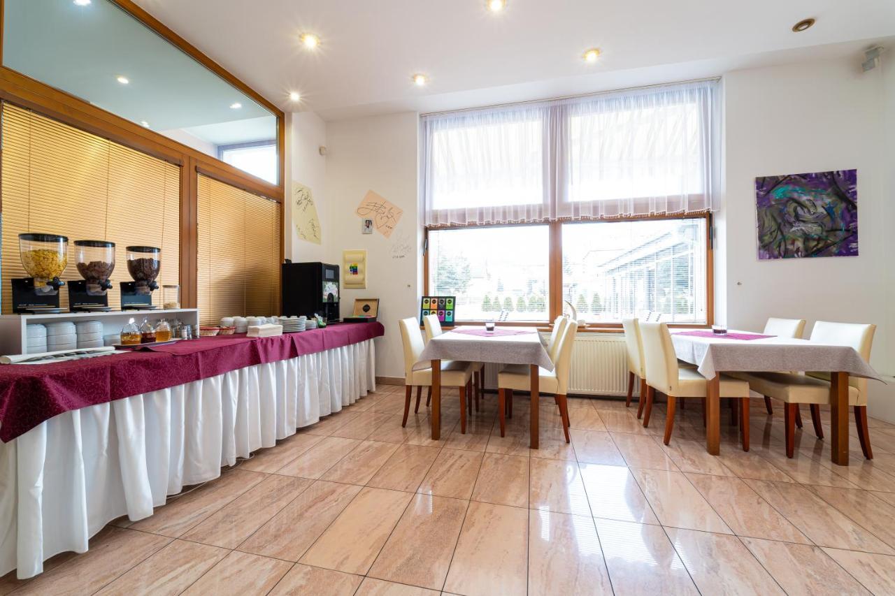 Hotel Artin バルデヨフ エクステリア 写真