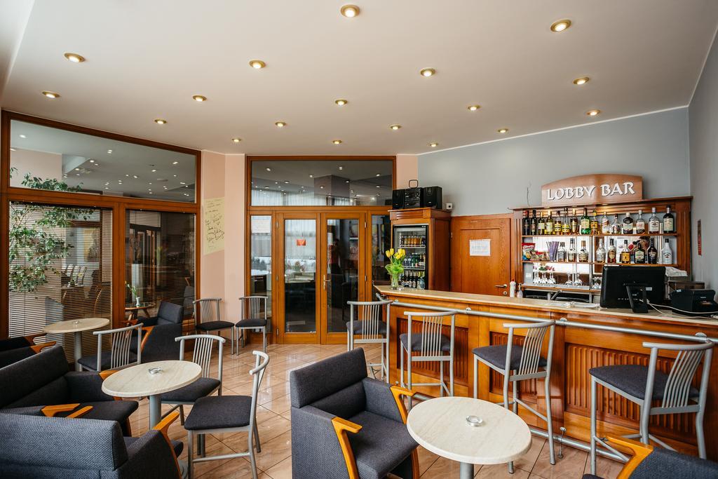 Hotel Artin バルデヨフ エクステリア 写真