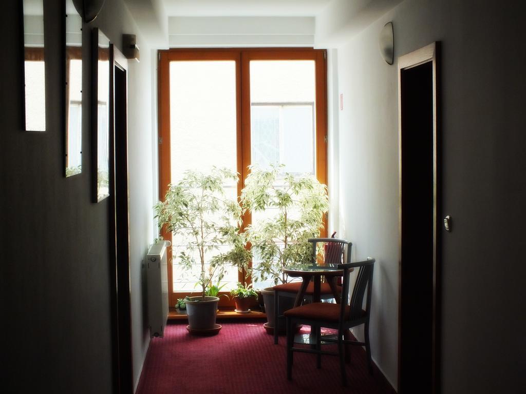 Hotel Artin バルデヨフ エクステリア 写真